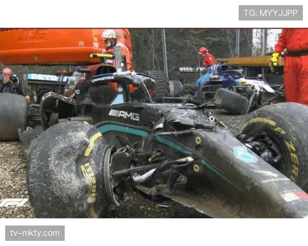 斯托尔与博尔托莱托拉斯维加斯站首圈事故退赛